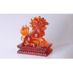 流光溢彩的挂饰 探寻琉璃工艺品的匠心之美